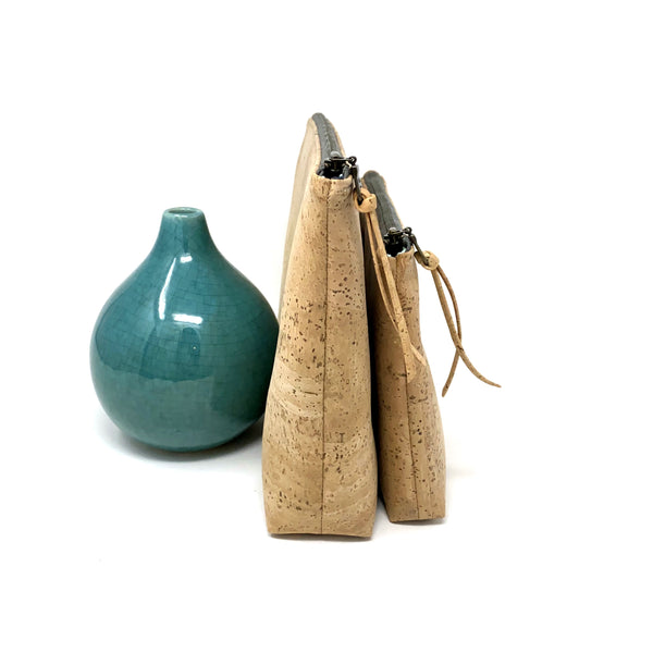 Slim Zip Pouch Sustainable Cork - 3 Sizes