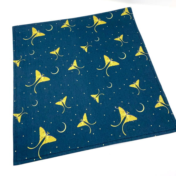 Organic Napkins - Set of 4 Charley Harper Luna Moth Flight