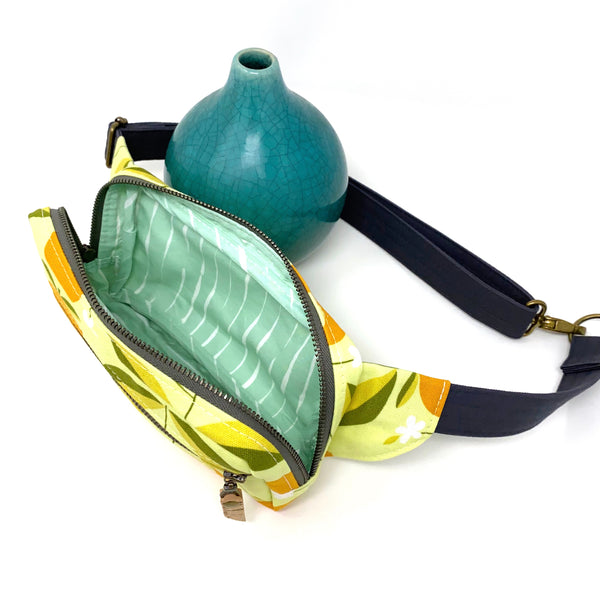 Fanny Pack Mid Mod Tang