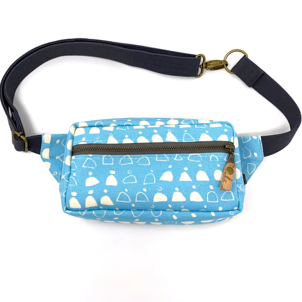 Fanny Pack Blue Dots