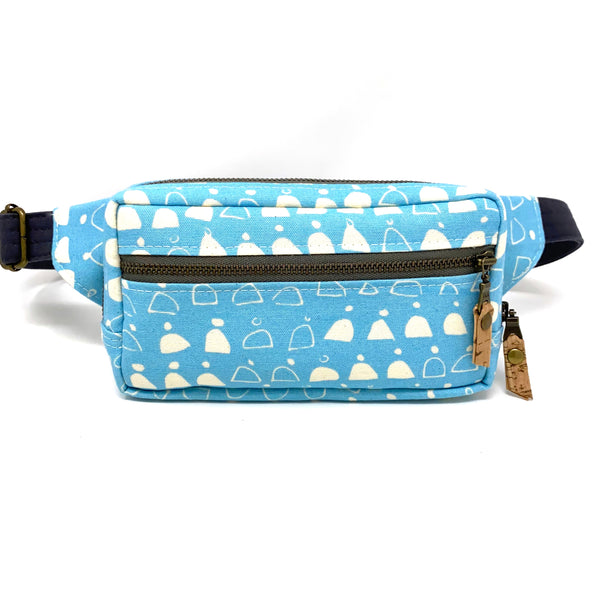 Fanny Pack Blue Dots