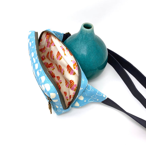 Fanny Pack Blue Dots