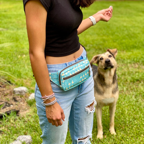 Fanny Pack Blue Dots