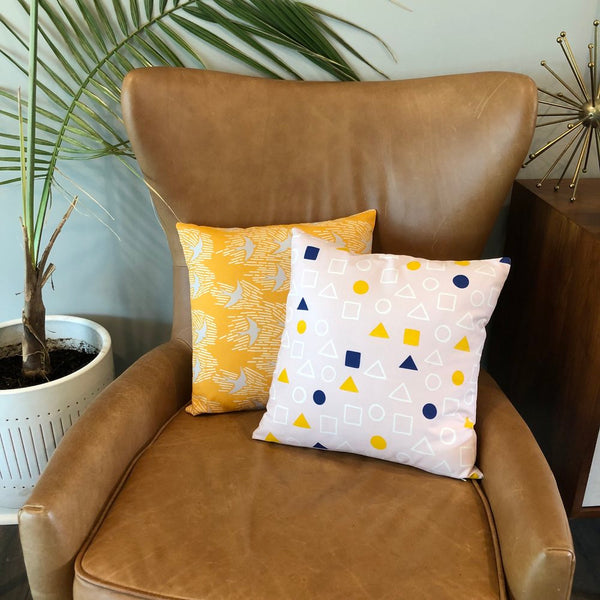 Throw Pillow Cover Pink Geometry