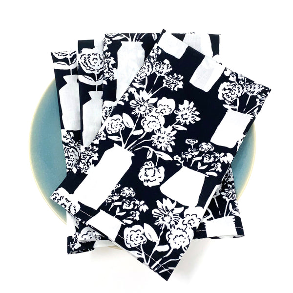 Organic Napkins - Set of 4 Black and White Bouquet